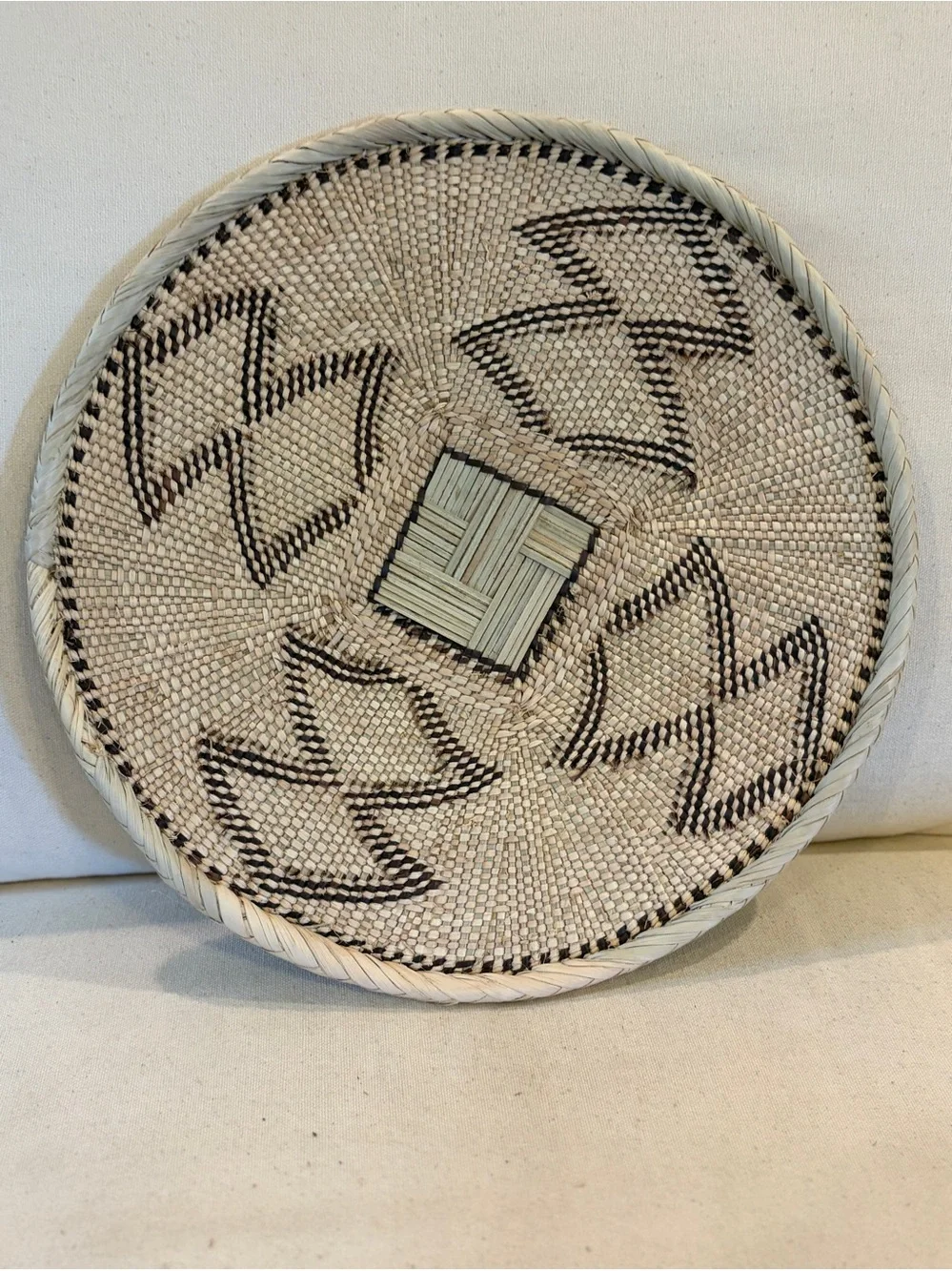 NEW African Woven Basket. Tonga people of Zambia 12” Across